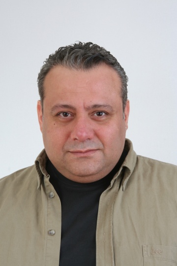 Актер Энгин Алкан