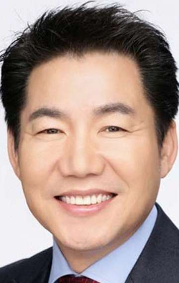 Актер Пак Сан Вон