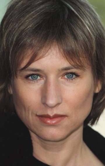 Актер Коринна Харфух