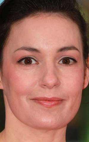 Актер Николетт Кребиц