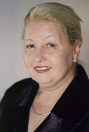 Актер Сара Камп