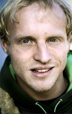 Актер Флориан Брюкнер