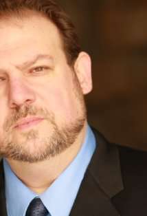 Актер Томас А. Реннер