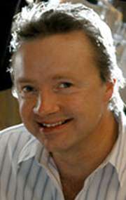 Актер Пол Ронан