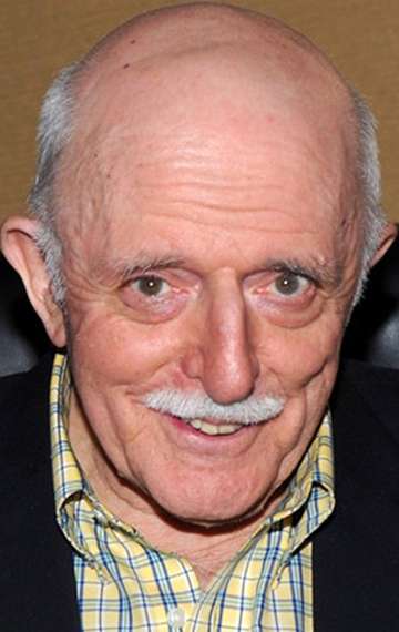 Актер Джон Эстин