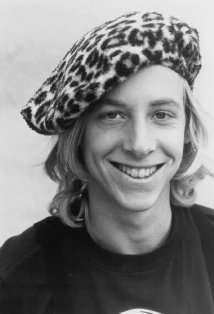 Актер Гари Райли