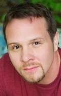 Актер Трэвис Смит