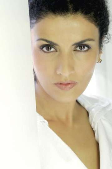 Актер Соня Топацио