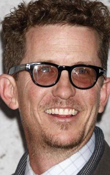 Актер Киран Малруни