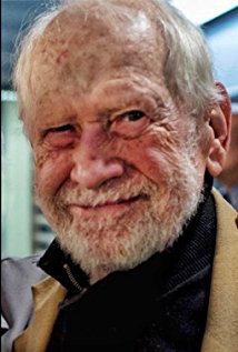 Актер Ларри Шерман