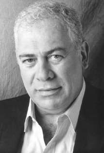 Актер Алан Чароф