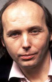 Актер Дуайт Йоакам