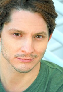 Актер Стивен Броди