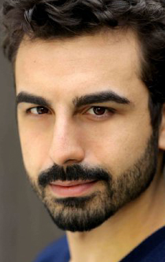 Актер Майк Антонакос