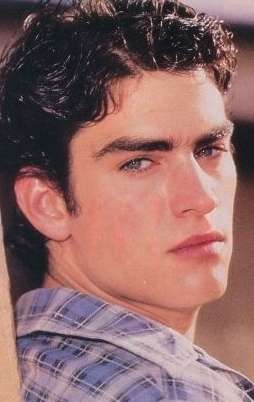 Актер Родни Харви