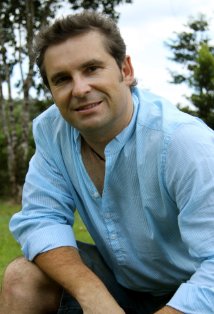 Актер Тони Никсон