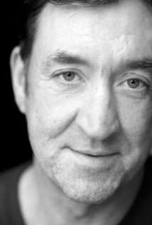 Актер Кристофер Донахью