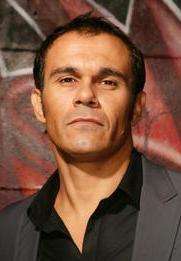 Актер Аарон Педерсен