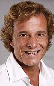 Актер Марселлу Новаес