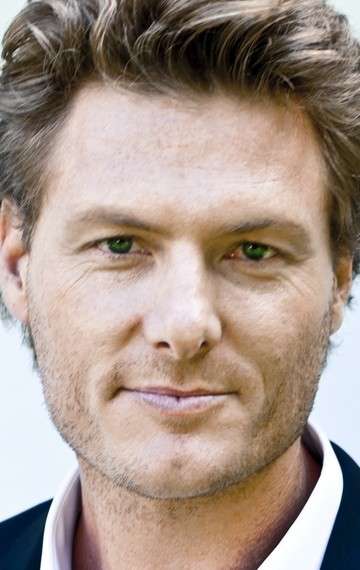 Актер Майлс Поллард