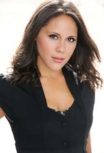 Актер Эшли Поупелка