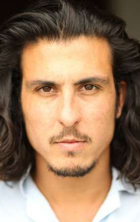 Актер Ник Гомес