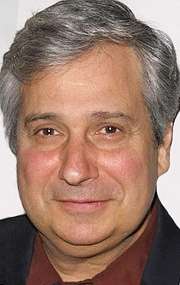 Актер Кен Лернер