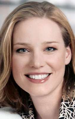 Актер Зэнди Хартиг