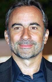 Актер Антуан Дюлери