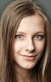 Актер Лиза Арзамасова
