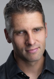 Актер Brian Ceponis