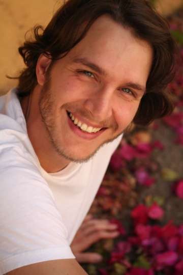 Актер Альби Де Абреу