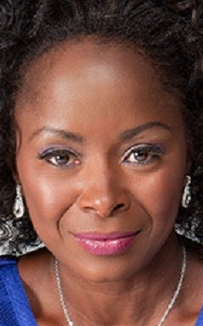 Актер Кристал Р. Фокс