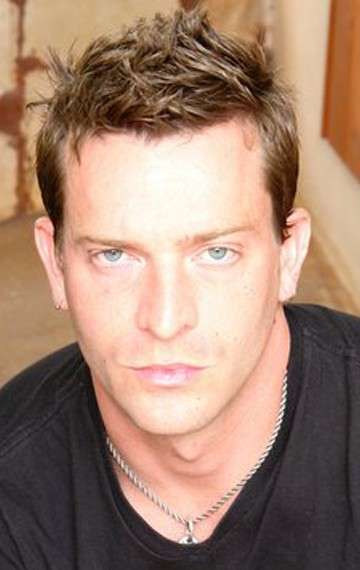 Фото Леви Крейс