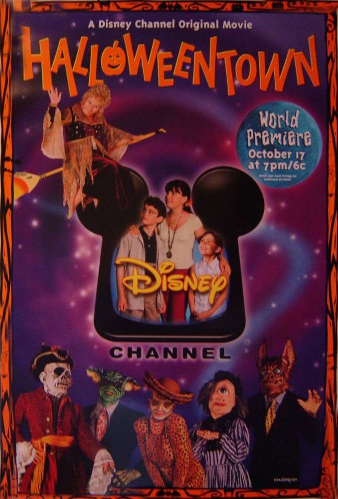 Постер фильма Хэллоуинтаун